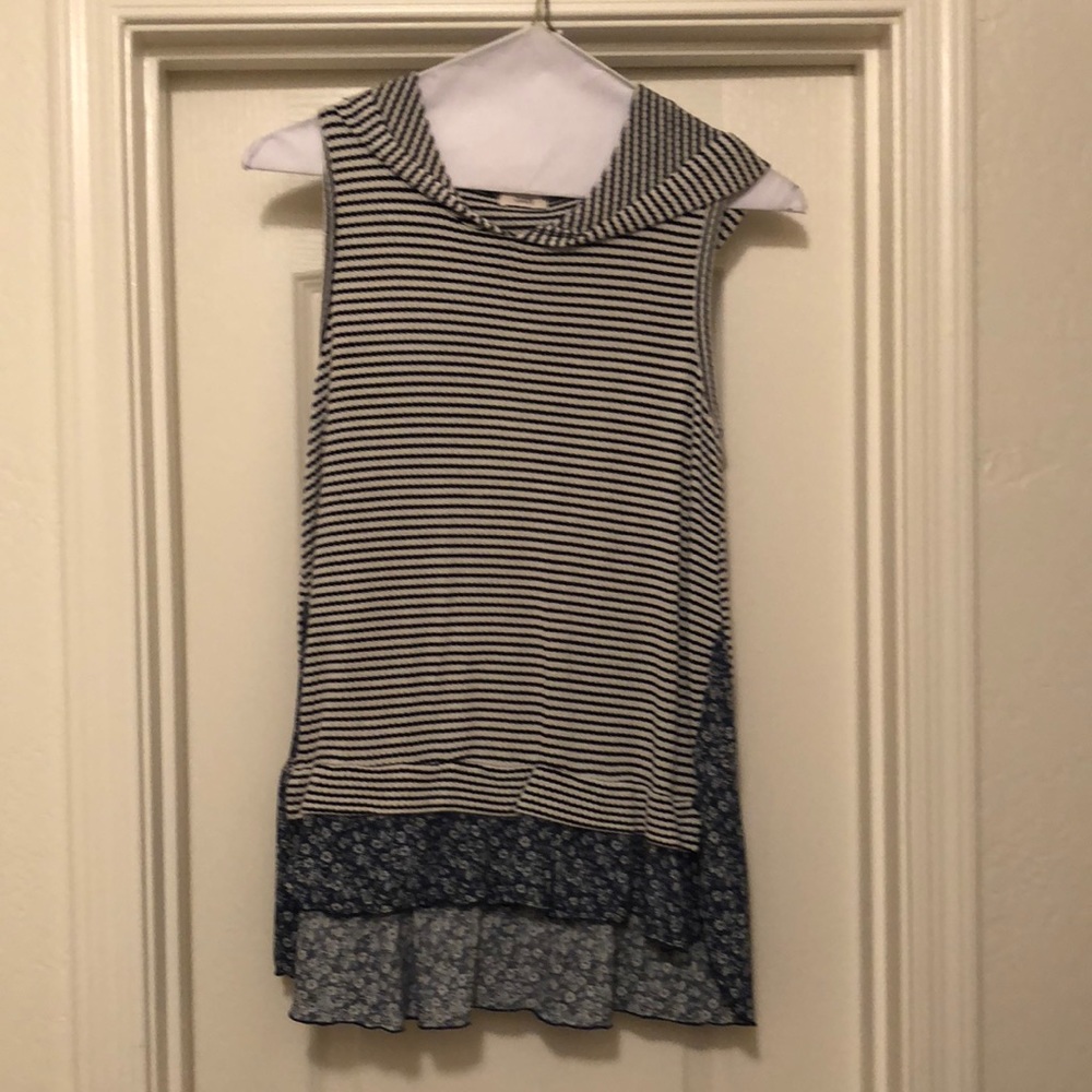Sleeveless top
